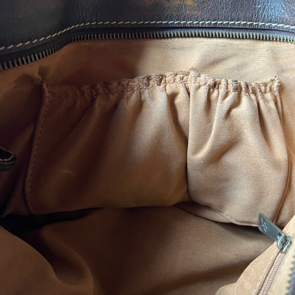 BUY or BUNDLE! Patricia Nash two-toned Bucket Bag 100% leather, full zip top - Picture 11 of 11